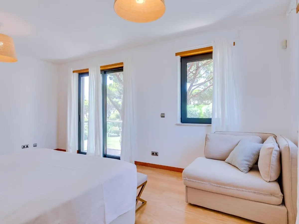 Vale Do Lobo, 'Golf By The Pool' 2 Bedroom Apartment Portugal
